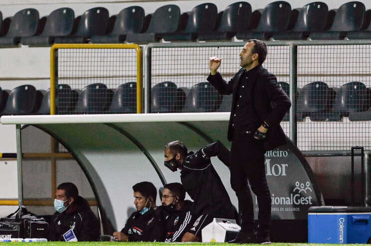 Futebol: Farense vs Marítimo